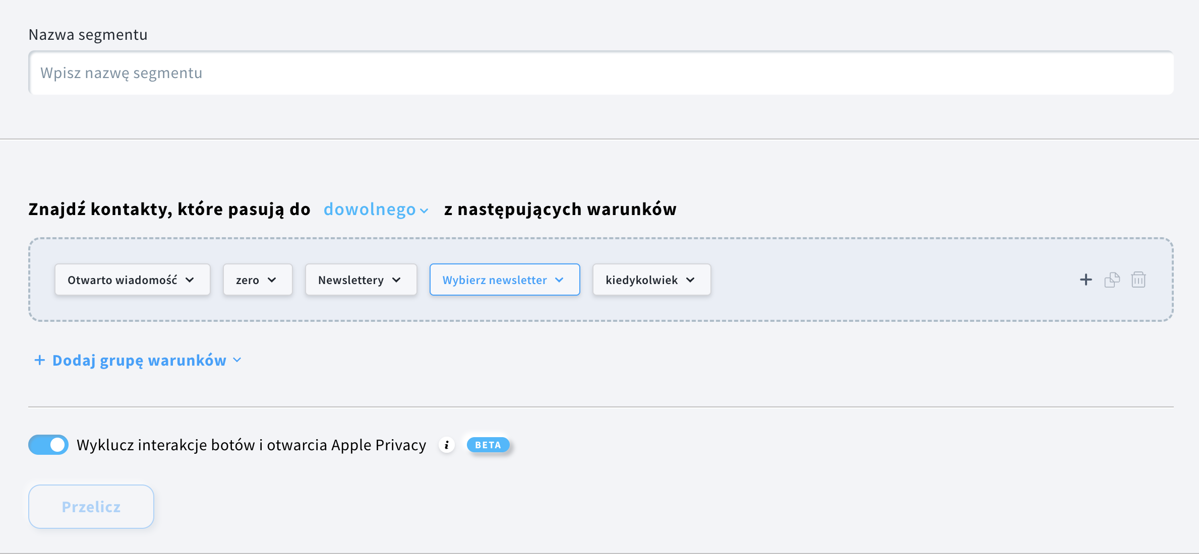 Widok narzędzia segmentacji w GetResponse z włączoną opcją wykluczania interakcji botów i otwarć Apple Privacy, umożliwiającą tworzenie segmentów na podstawie rzeczywistej aktywności użytkowników.