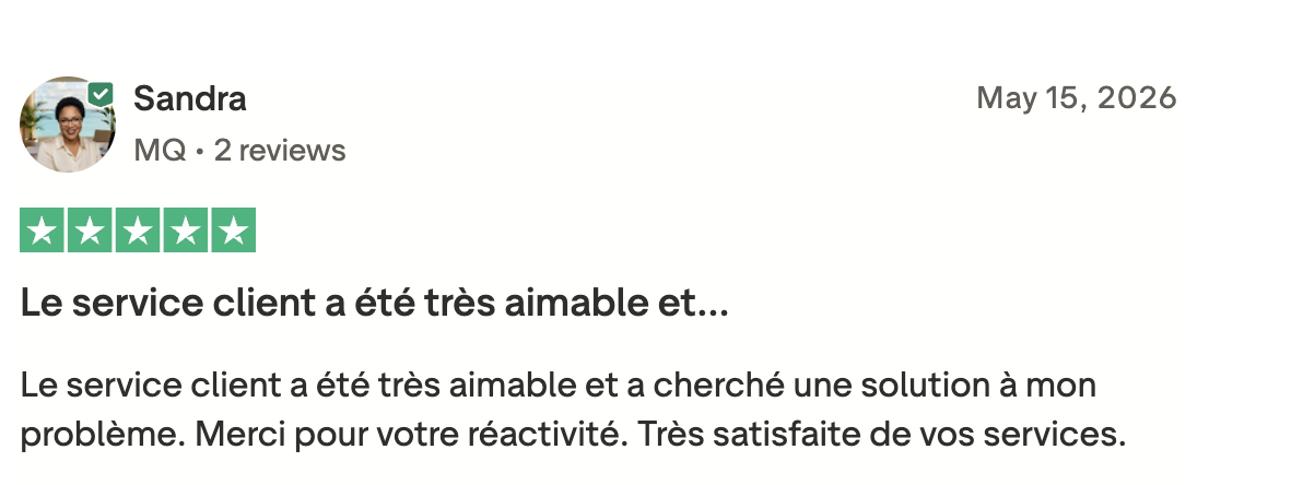 Capture d’écran d’un avis client soulignant la réactivité de l’assistance et l’aide apportée par l’équipe du service client.