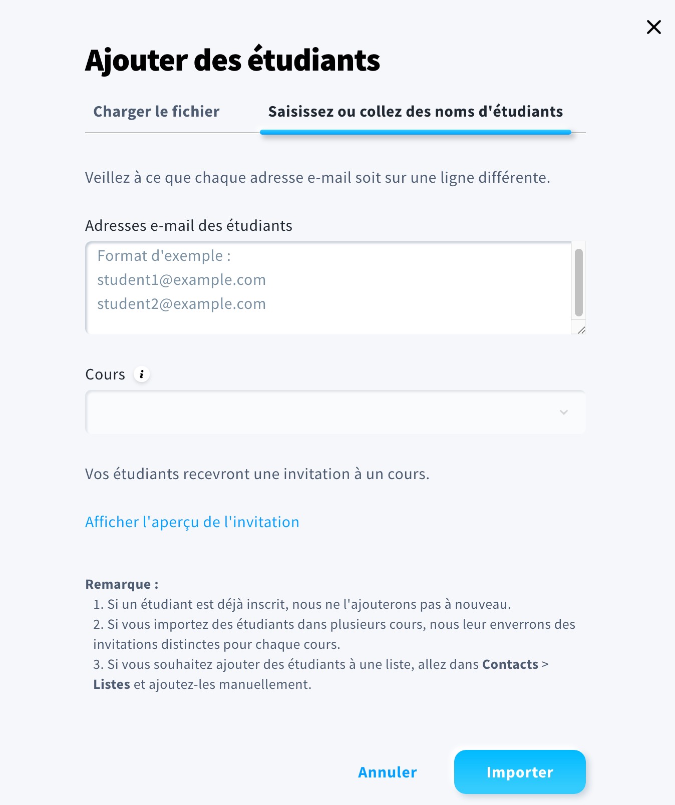 L’image montre comment ajouter des étudiants en les saisissant ou en les collant dans le champ approprié.