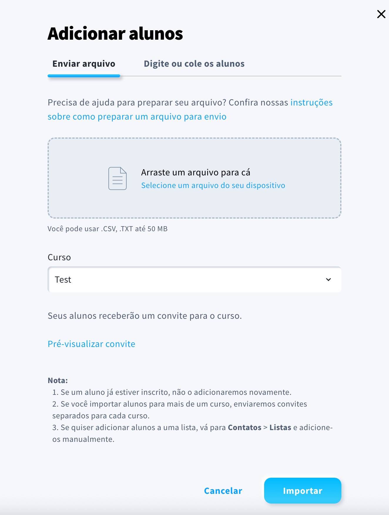 A imagem mostra como você pode inserir alunos enviando um arquivo.