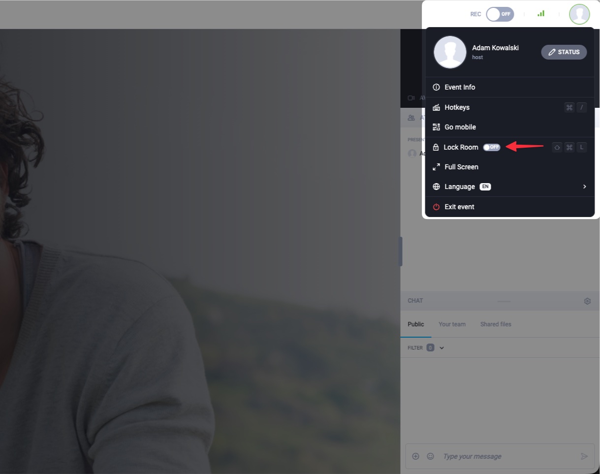 Lock Room option in the webinar lobby